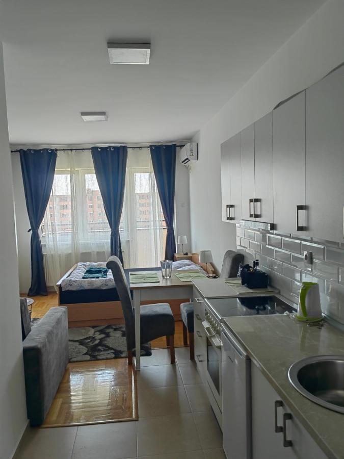 Road Warriors Apartment Subotica Eksteriør bilde